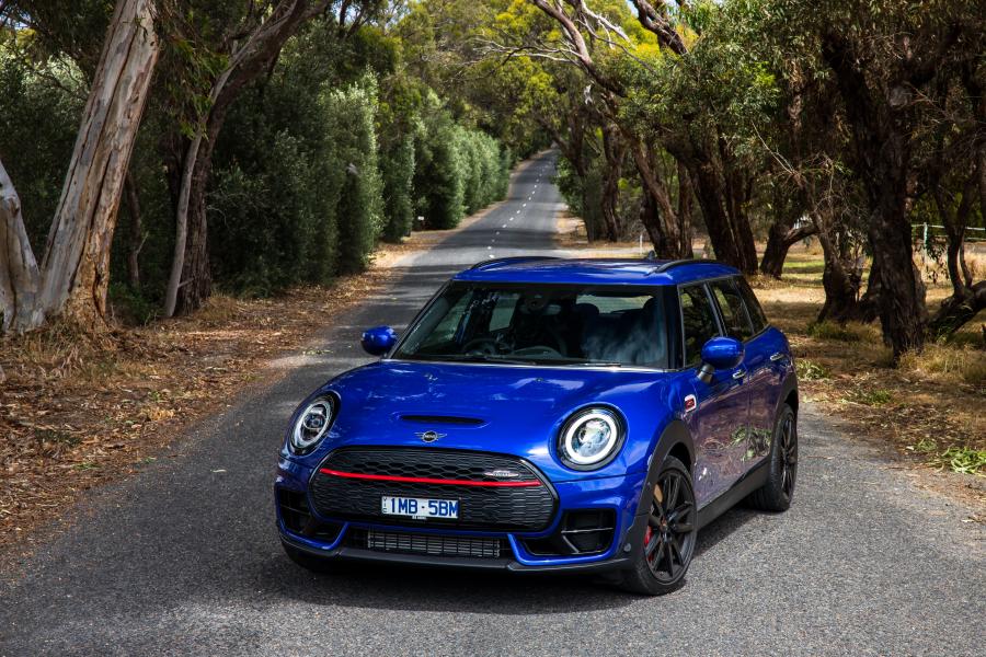  Mini John Cooper Works Clubman (F54) 2019 года  (AU) (фото 4 из 38)